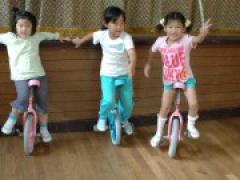 一輪車名人が続々誕生