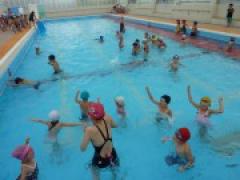 快適な屋内プール(昭和小)での水遊び~とっても楽しかったよ~