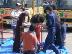 お父さんの会 ペンキ塗り